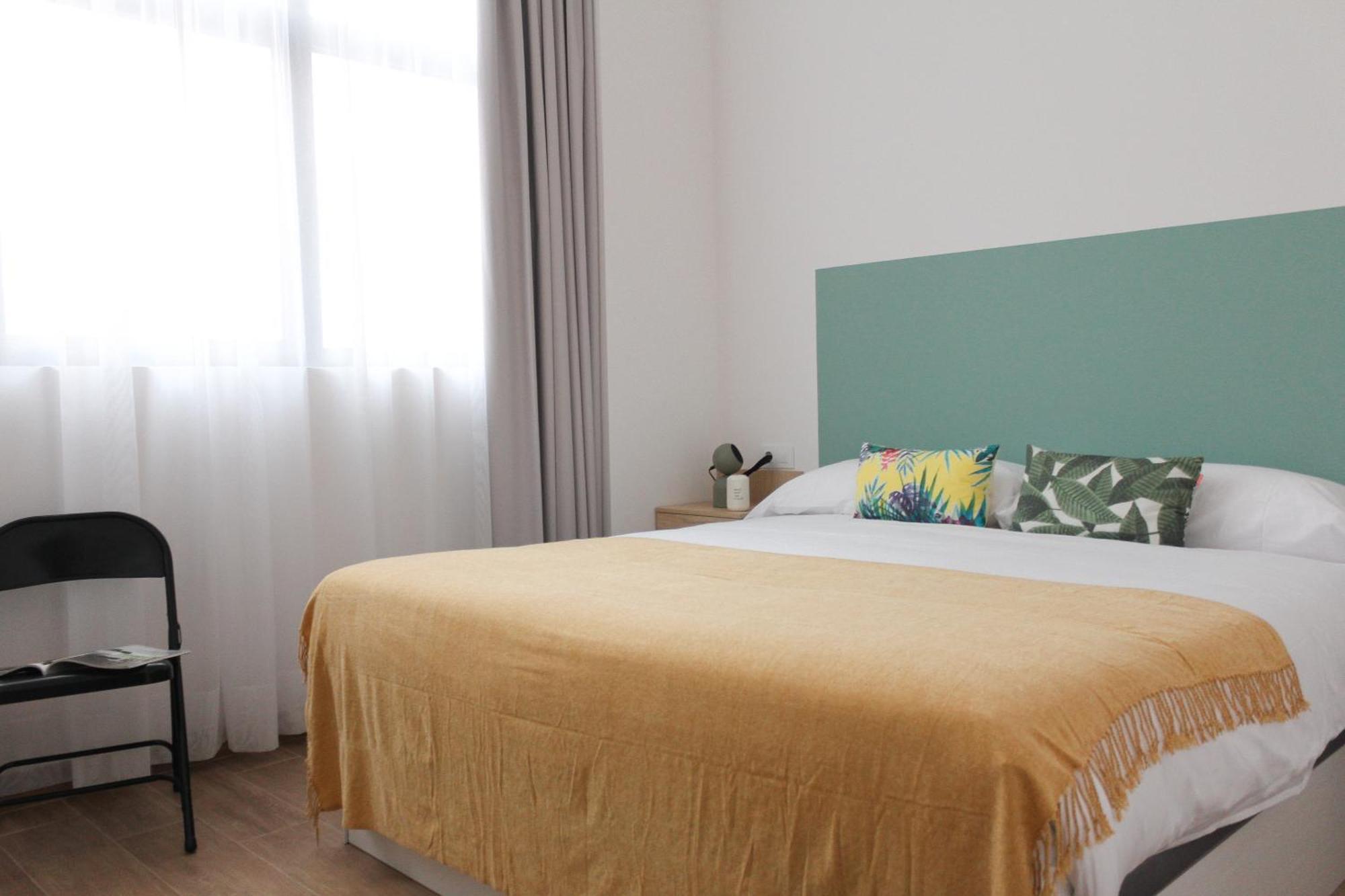 Monkeys Apartments Miraflores Sevilla Eksteriør billede