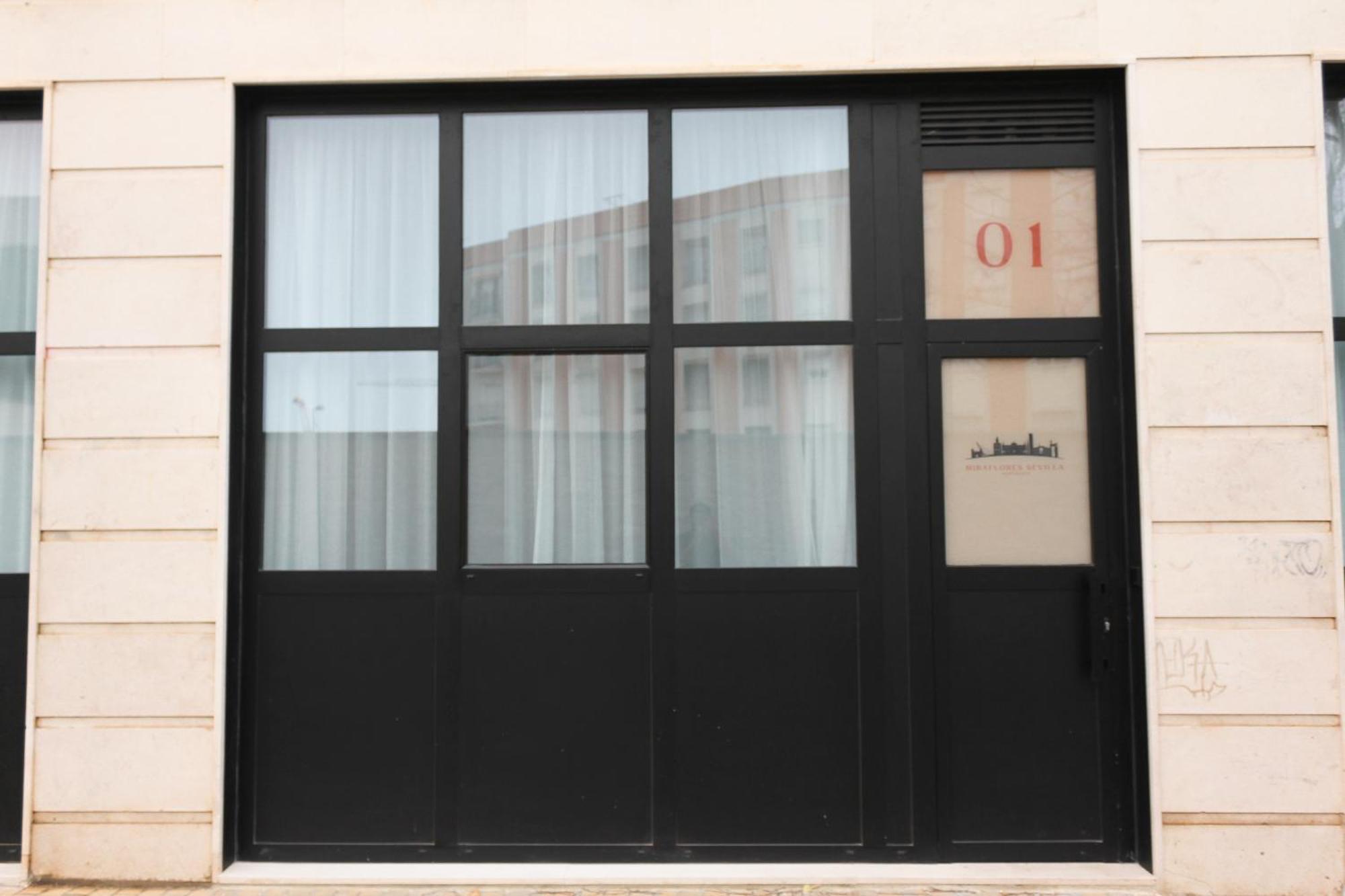 Monkeys Apartments Miraflores Sevilla Eksteriør billede
