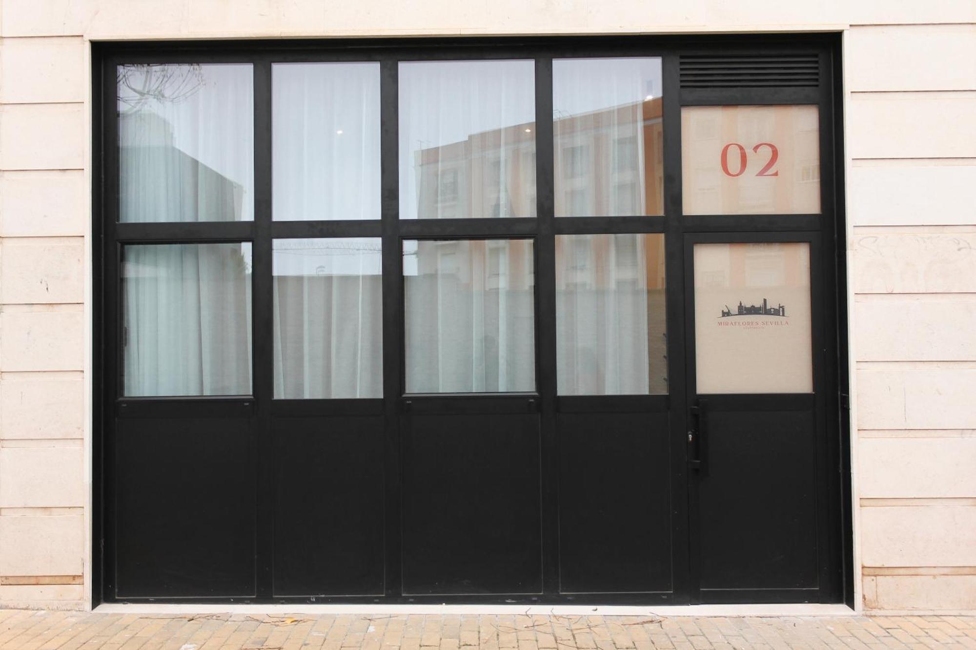 Monkeys Apartments Miraflores Sevilla Eksteriør billede